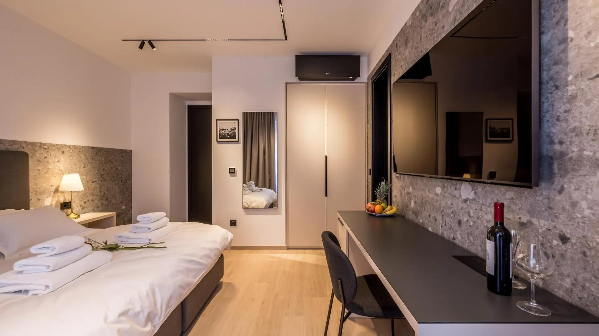 Apartment Riviera Suites Split