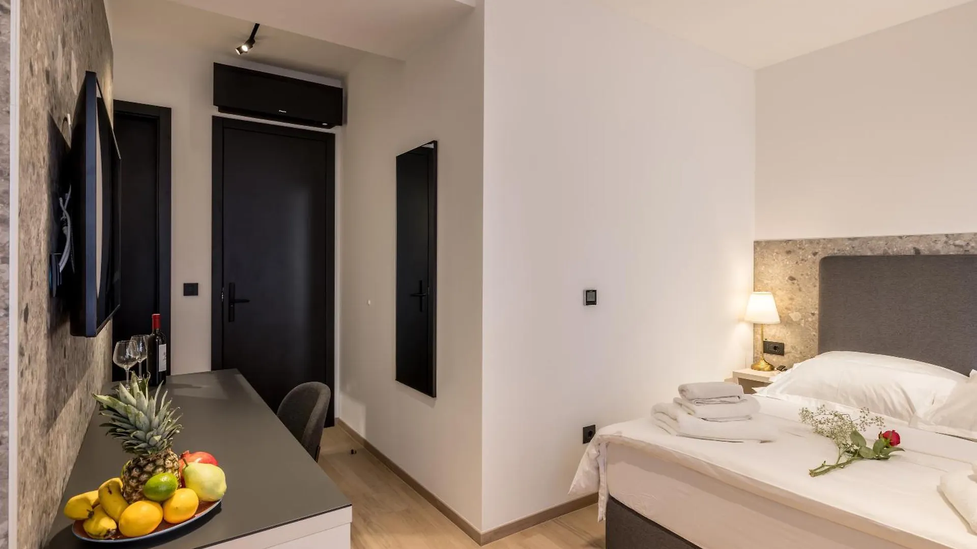 Apartment Riviera Suites Split