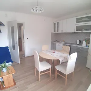 Nina, In Centre Appartement